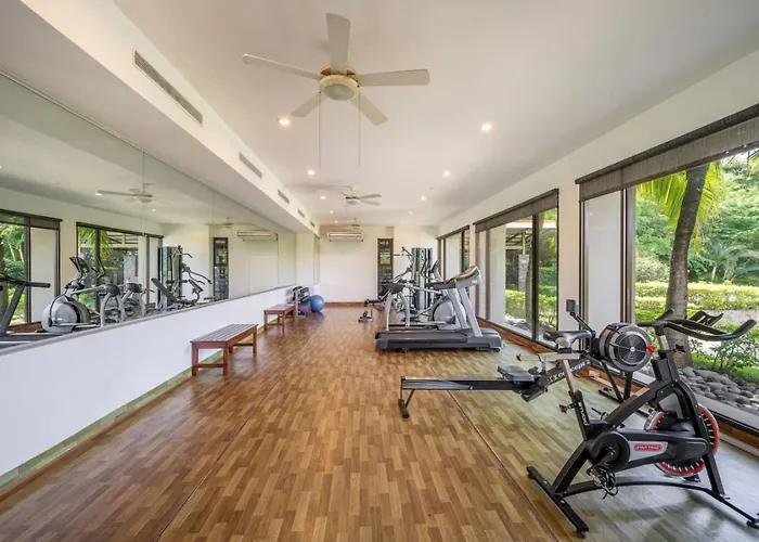 Spacious La Perla With Terrace And Views Tamarindo